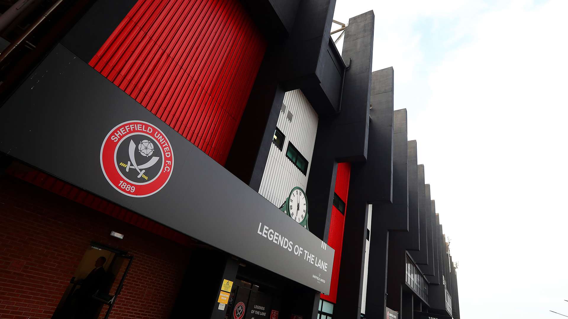 年在本土举 年在本土举